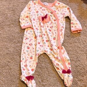 Quiltex Floral Cream and Pink Baby Footie